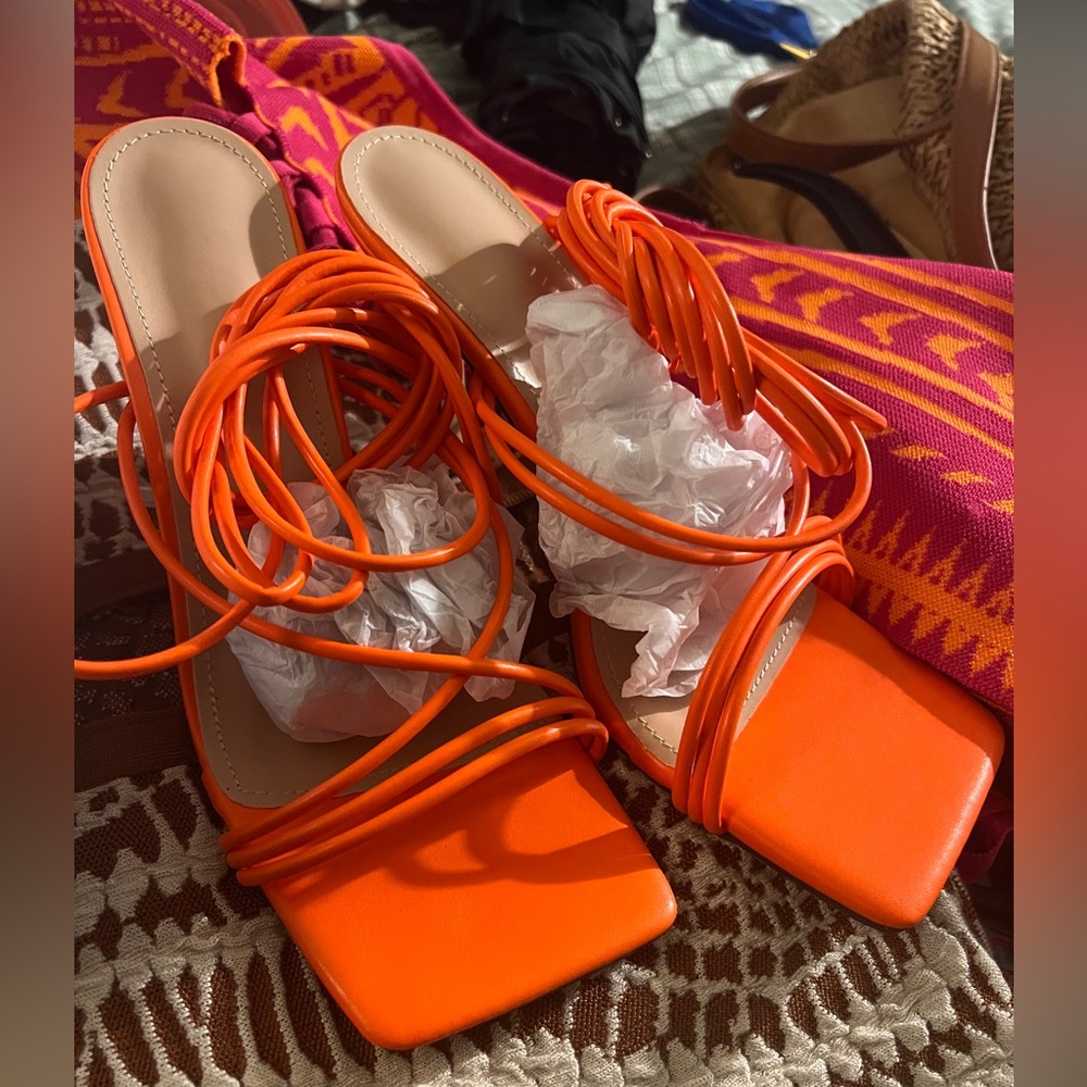 Open toe square heels - Picture 6 of 6
